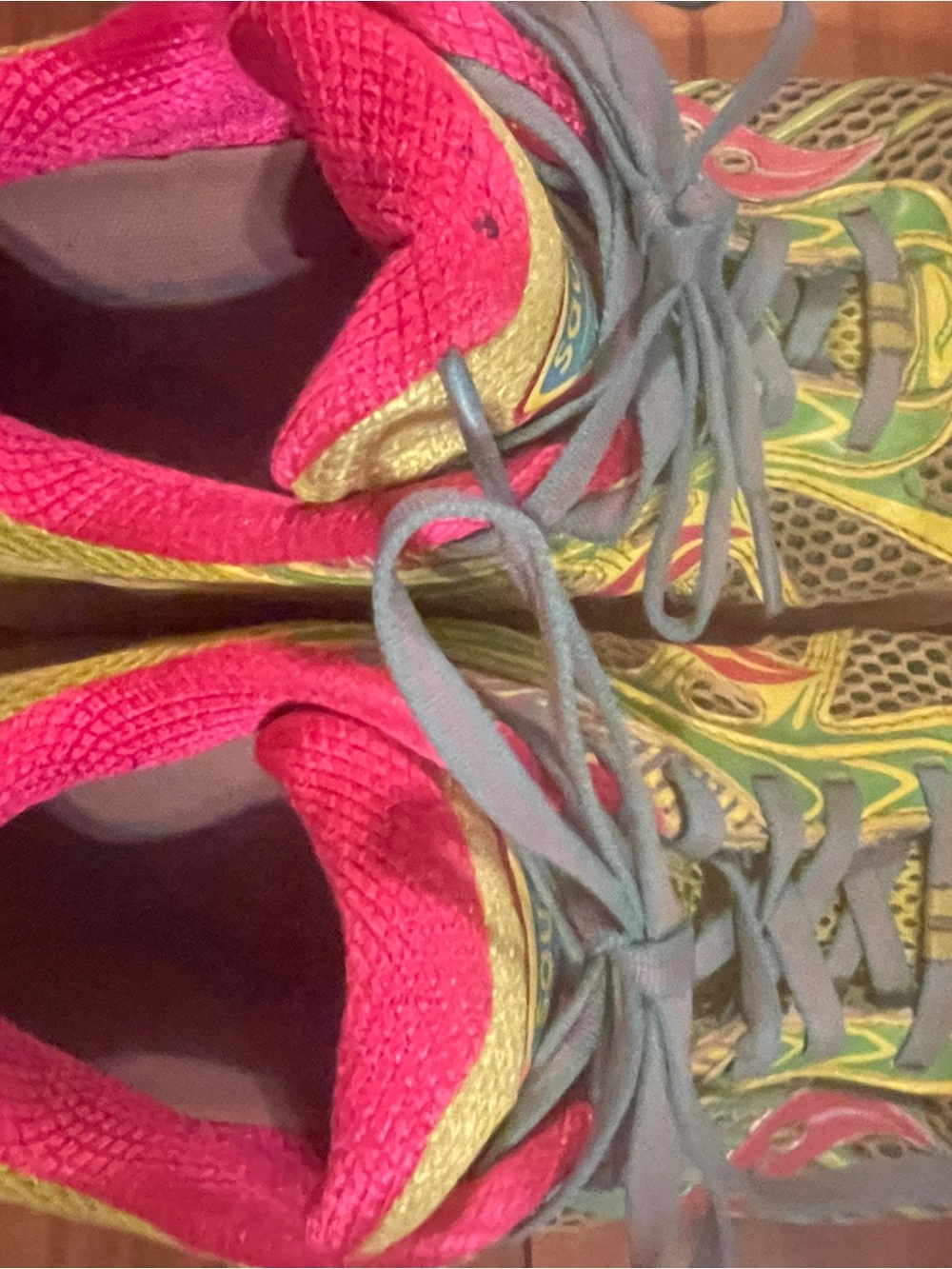 Saucony Women’s Multicolor Running Sneakers — Pink, Gray & Yellow  Accents sz 8